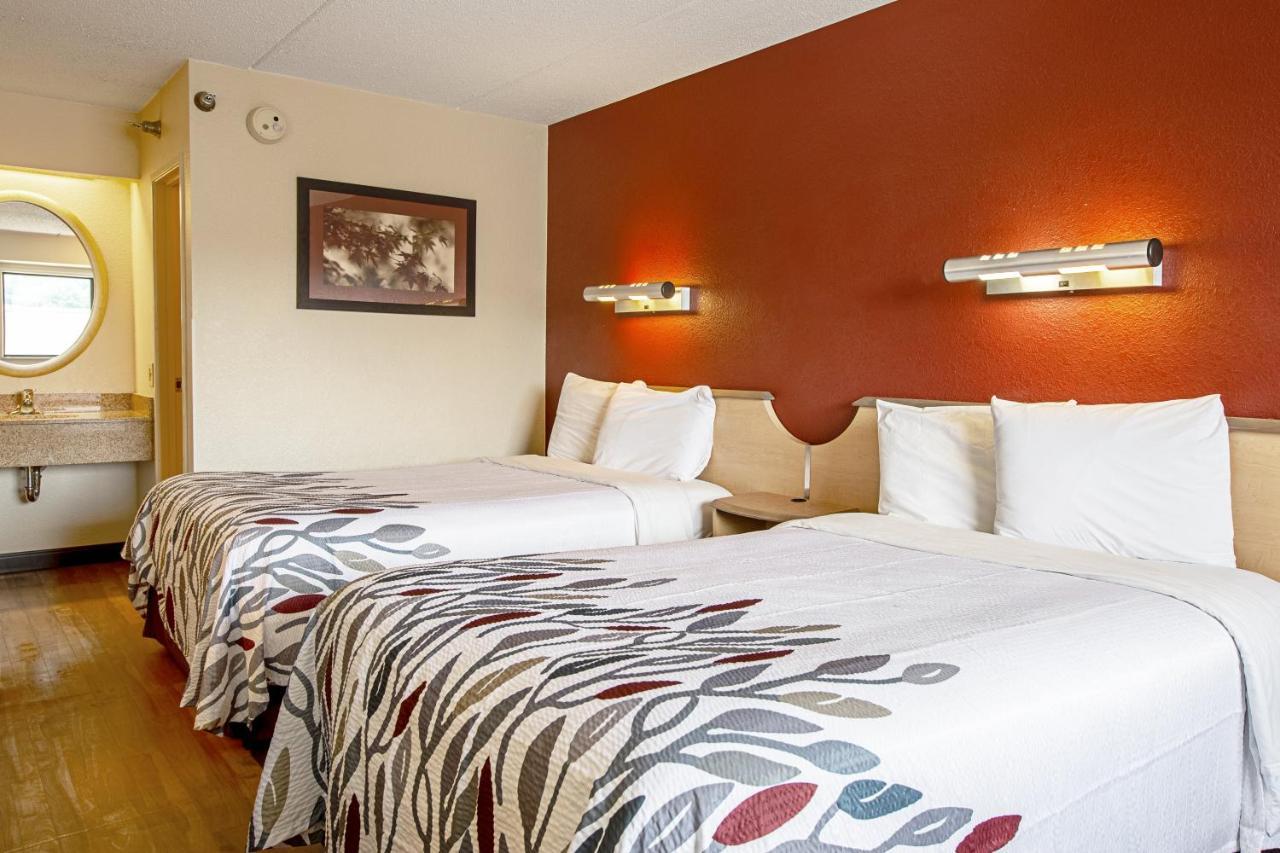 Red Roof Inn Fairmont Kültér fotó
