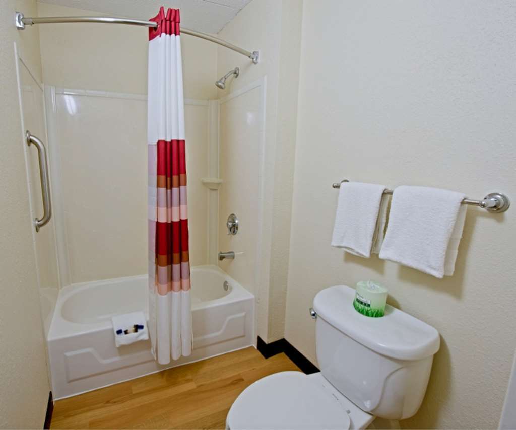 Red Roof Inn Fairmont Szoba fotó