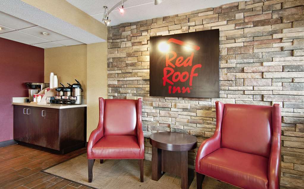 Red Roof Inn Fairmont Beltér fotó